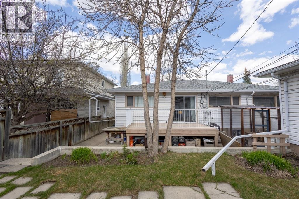 719 27 Avenue NW — photo 25