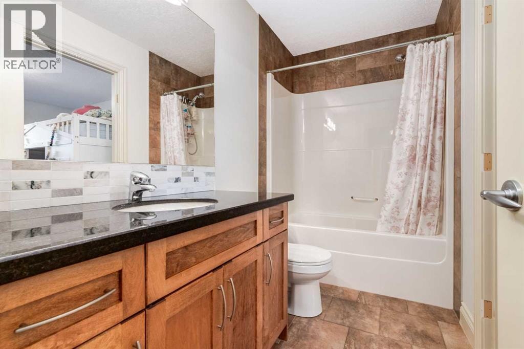 1, 2413 2 Avenue NW — photo 37