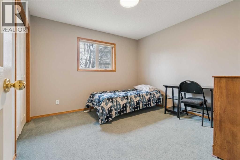 10 Bow Ridge Lane — photo 16