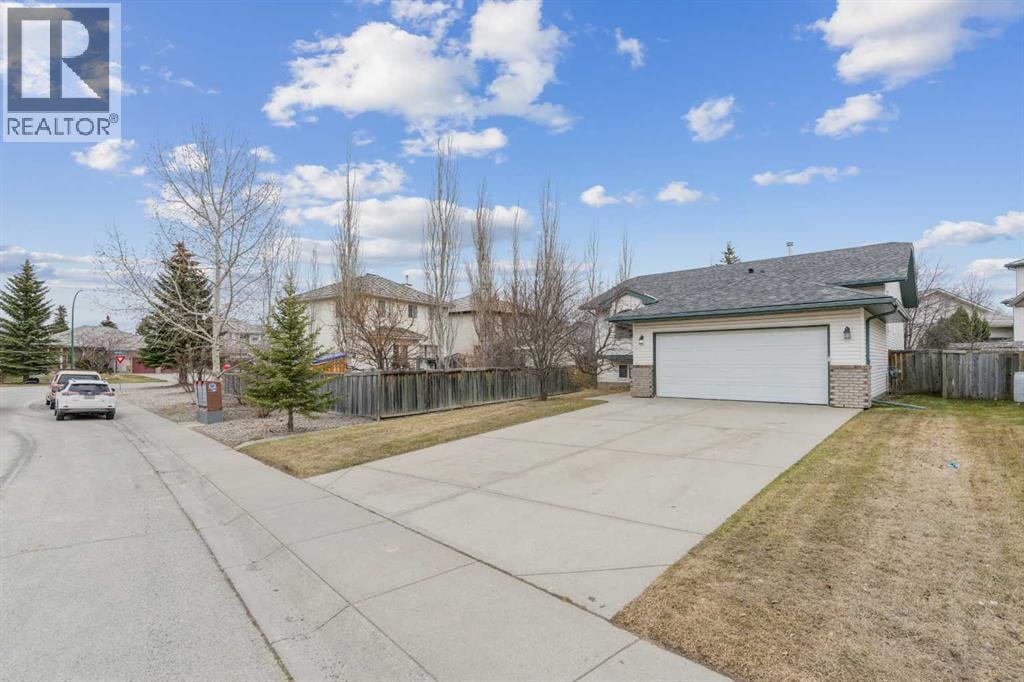 10 Bow Ridge Lane — photo 2