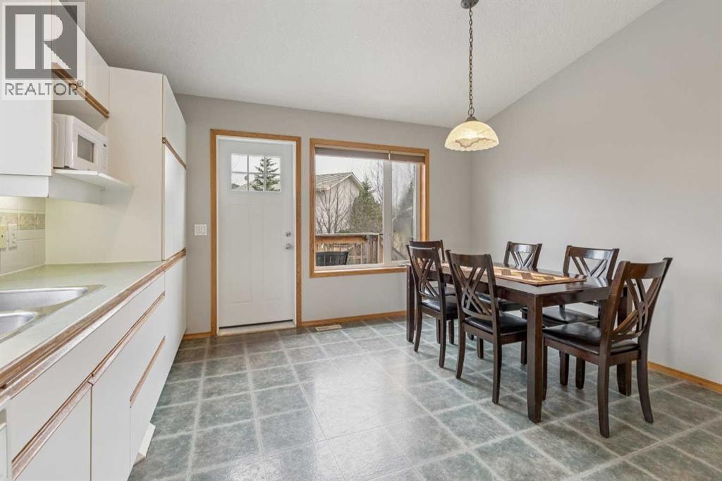 10 Bow Ridge Lane — photo 13