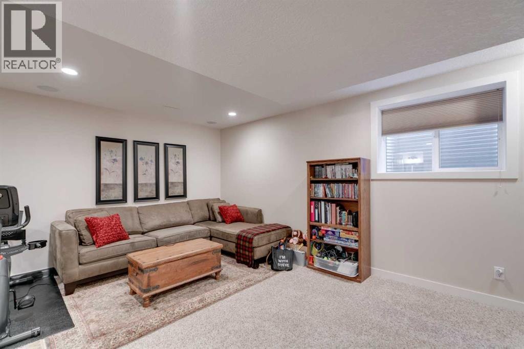 2, 309 15 Avenue NE — photo 19