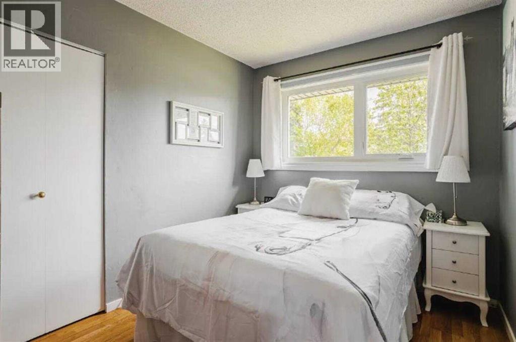 1509 38 Street SE — photo 16