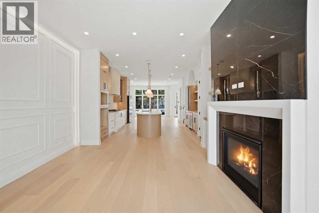 1529 18 Avenue NW — photo 24