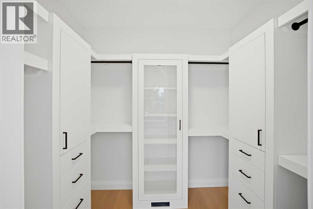 1529 18 Avenue NW — photo 39