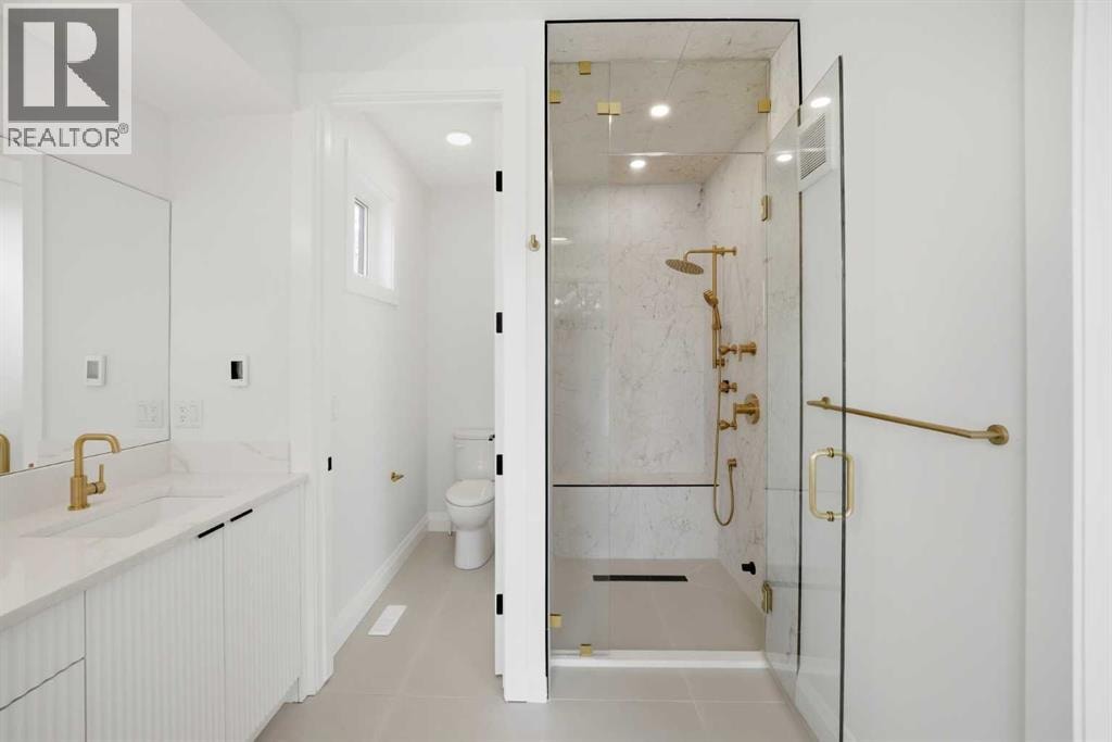 1529 18 Avenue NW — photo 37