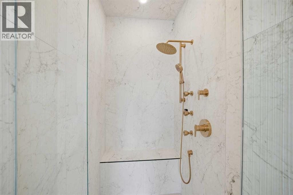 1529 18 Avenue NW — photo 38