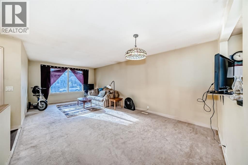 247 Bracewood Road SW — photo 9