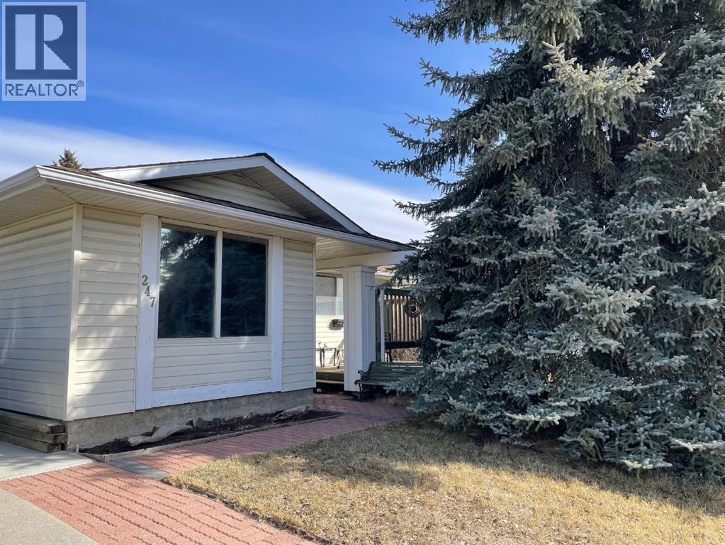 247 Bracewood Road SW — photo 1