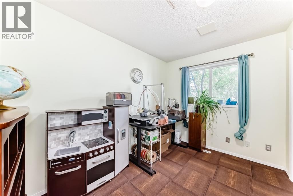 616 Mcculloch Crescent — photo 10
