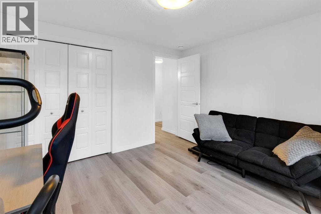 1503, 2400 Ravenswood View SE — photo 17