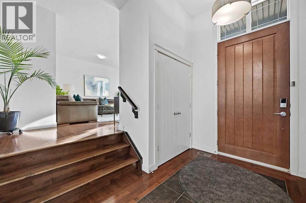 129 Springbluff Boulevard SW — photo 4