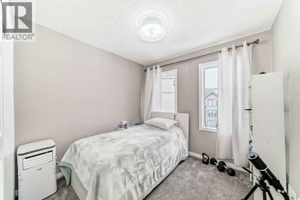 127 Windford Gardens SW — photo 21