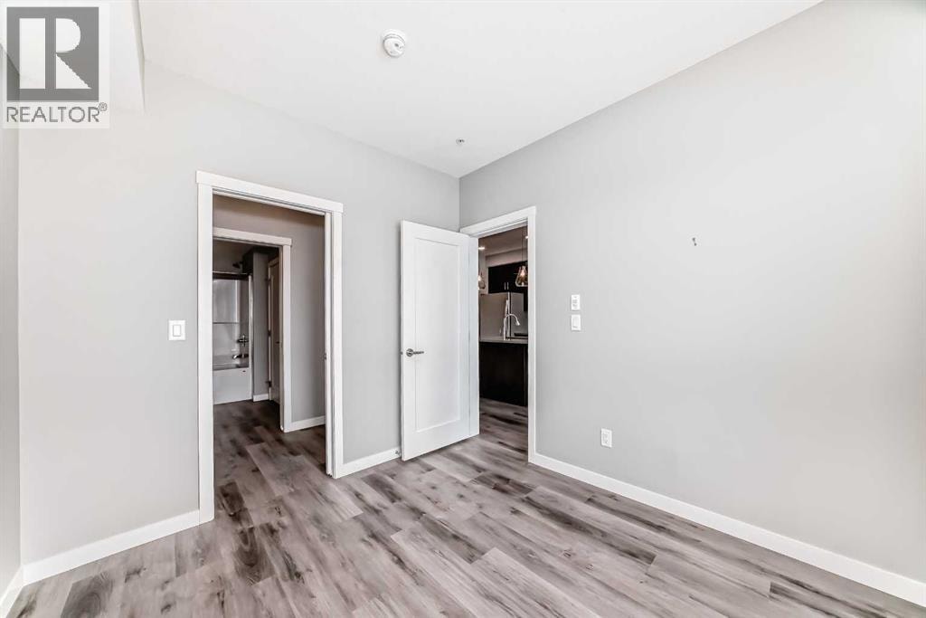 403, 200 Shawnee Square SW — photo 25