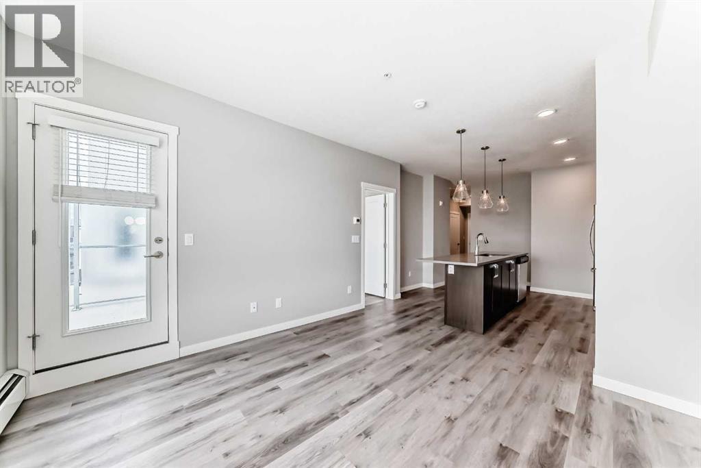 403, 200 Shawnee Square SW — photo 16