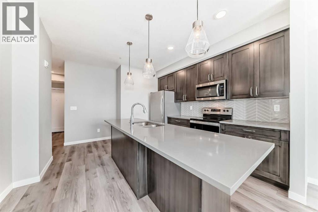 403, 200 Shawnee Square SW — photo 12