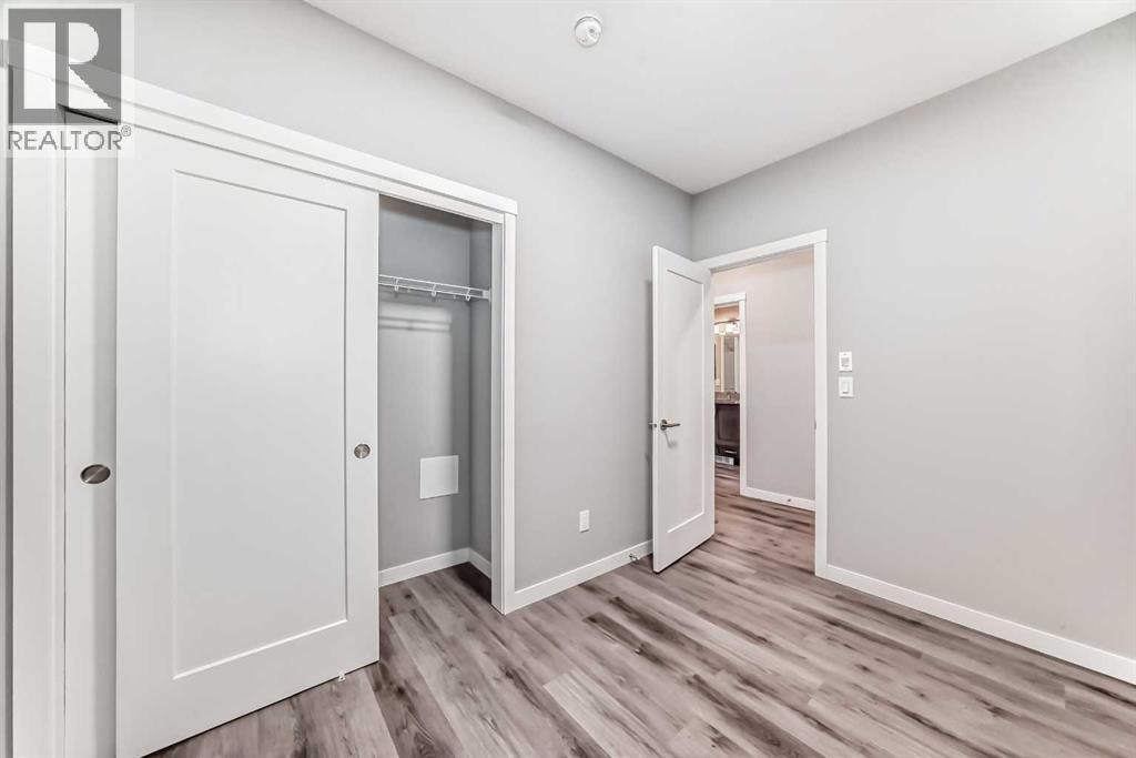 403, 200 Shawnee Square SW — photo 32