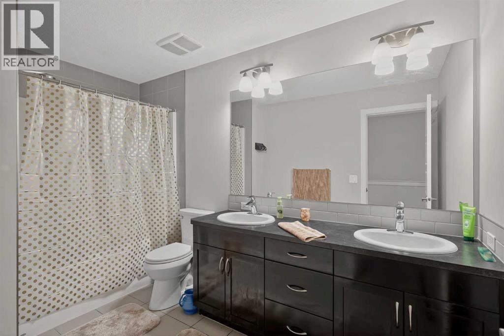 152 Redstone Villas NE — photo 29