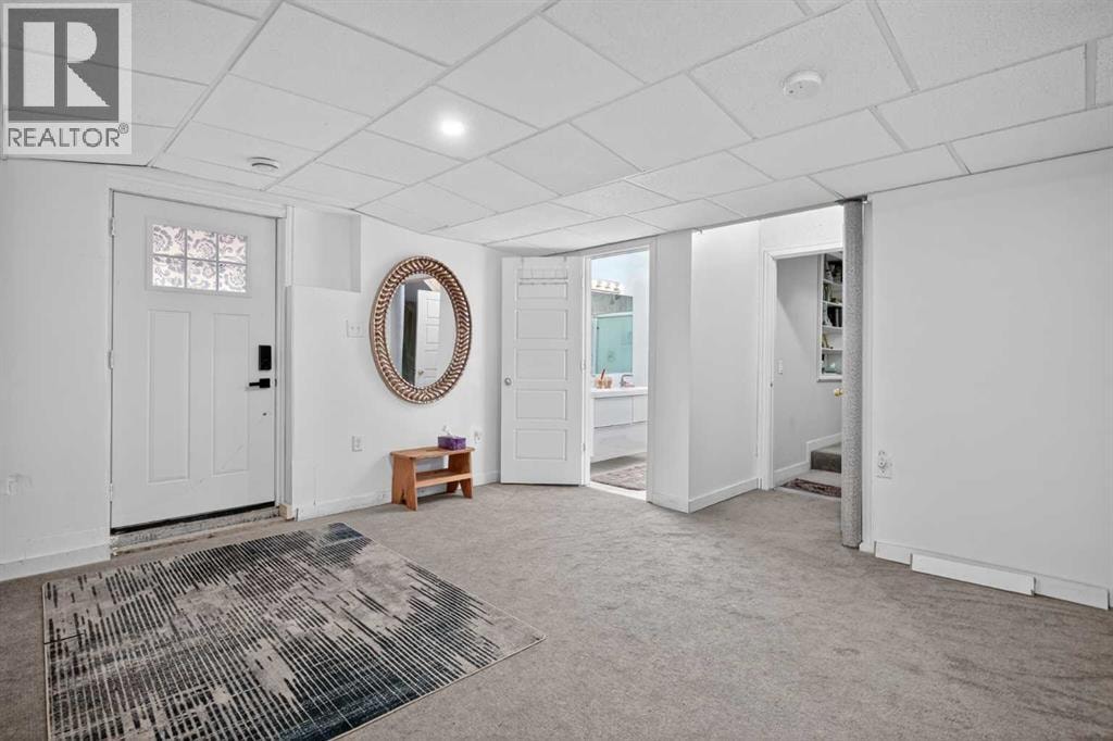 152 Redstone Villas NE — photo 33