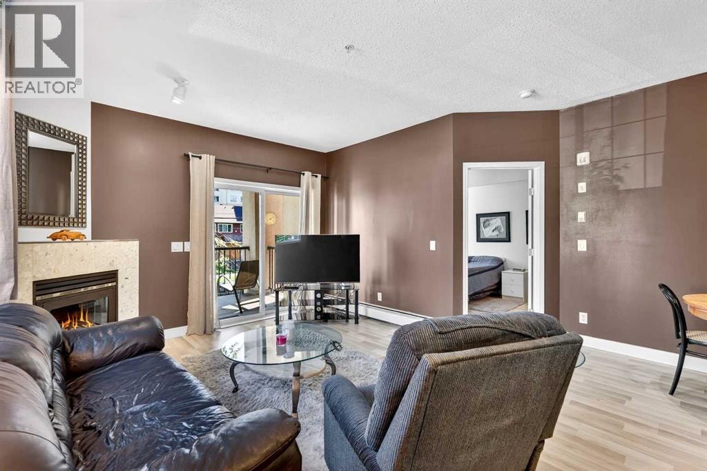 219, 126 14 Avenue SW — photo 7