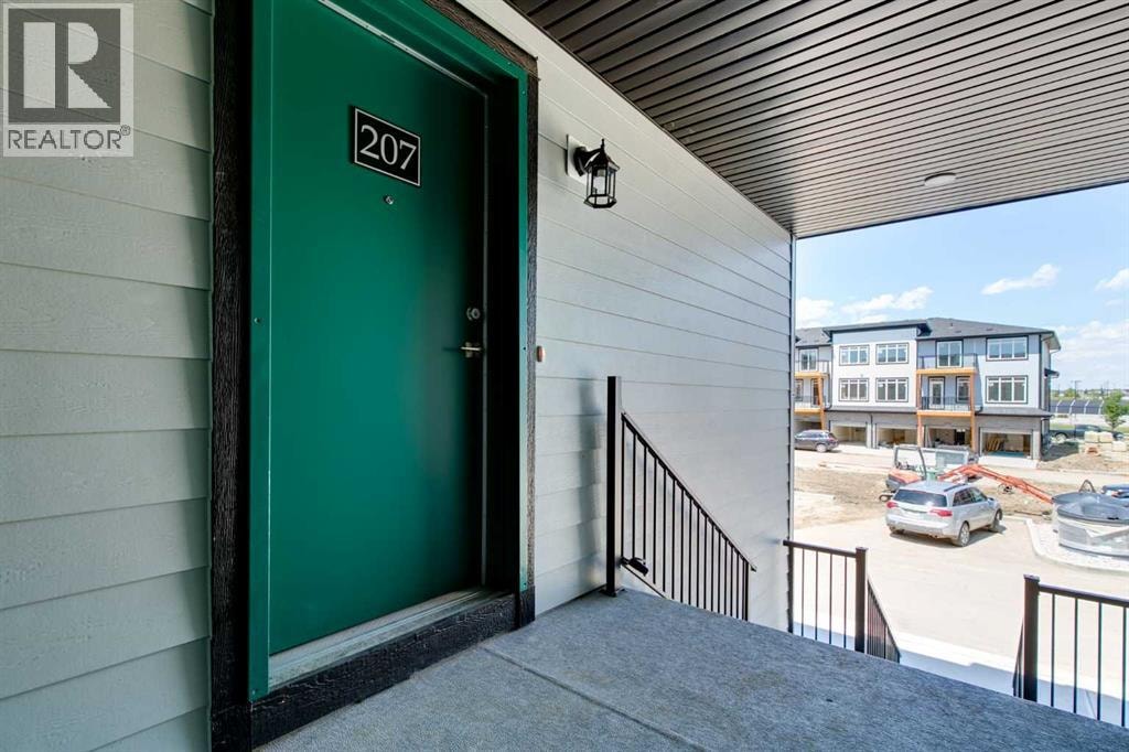 207, 414 Seton Passage SE — photo 5