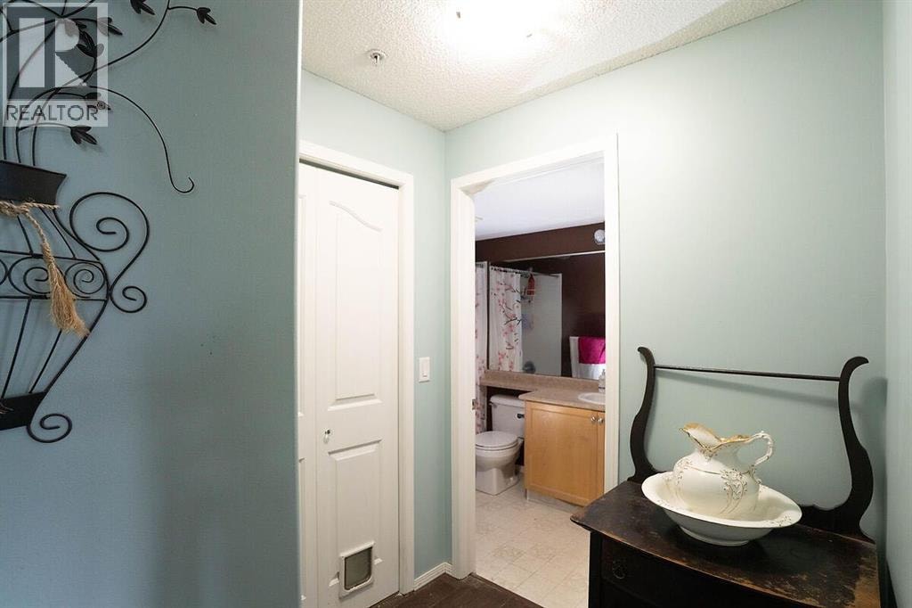214, 1000 Citadel Meadow Point NW — photo 8