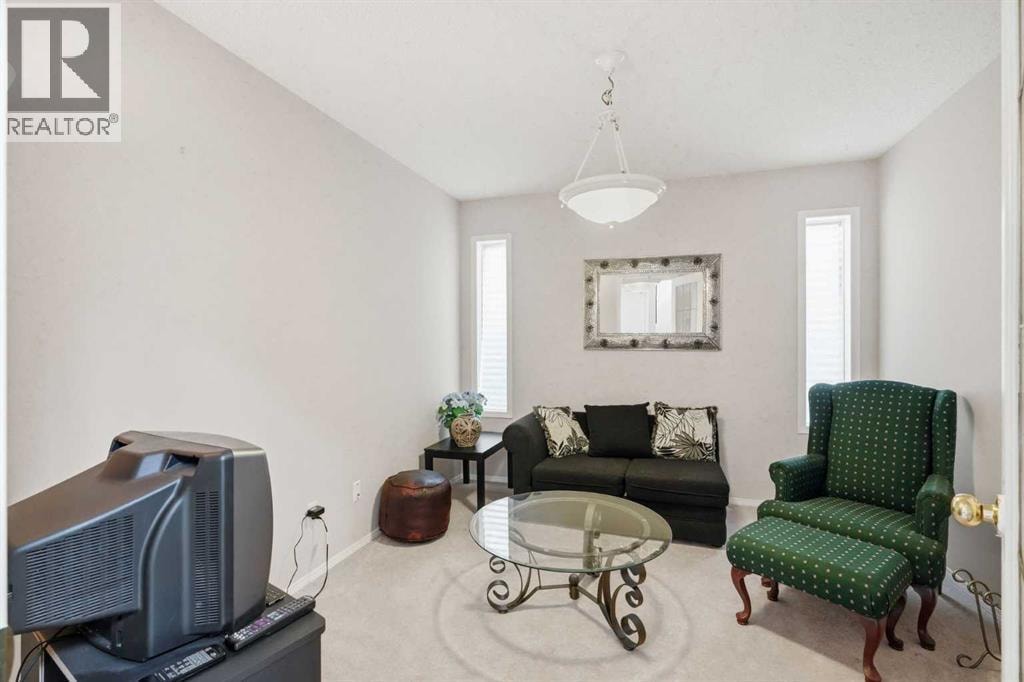 74 Tuscarora Heights NW — photo 3