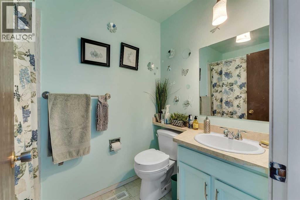 1003 Berkley Drive NW — photo 16