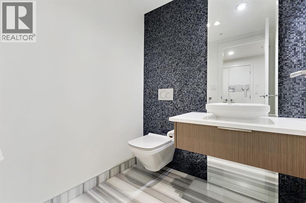 104, 128 Waterfront Court SW — photo 24