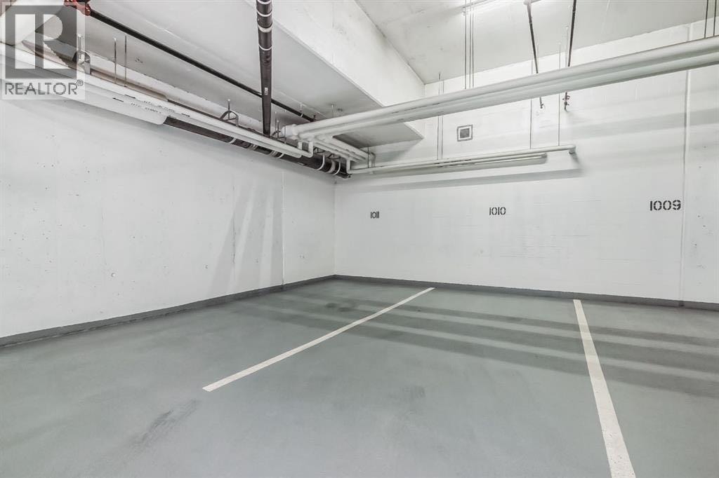 104, 128 Waterfront Court SW — photo 35