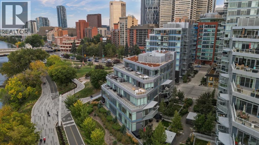 104, 128 Waterfront Court SW — photo 32