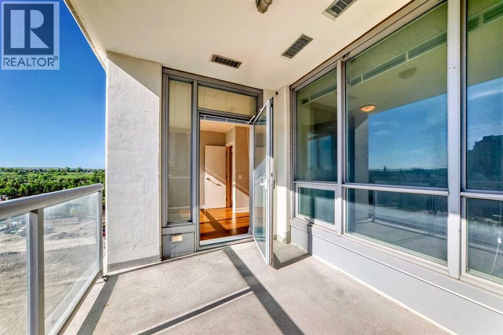 1126, 222 Riverfront Avenue SW — photo 30
