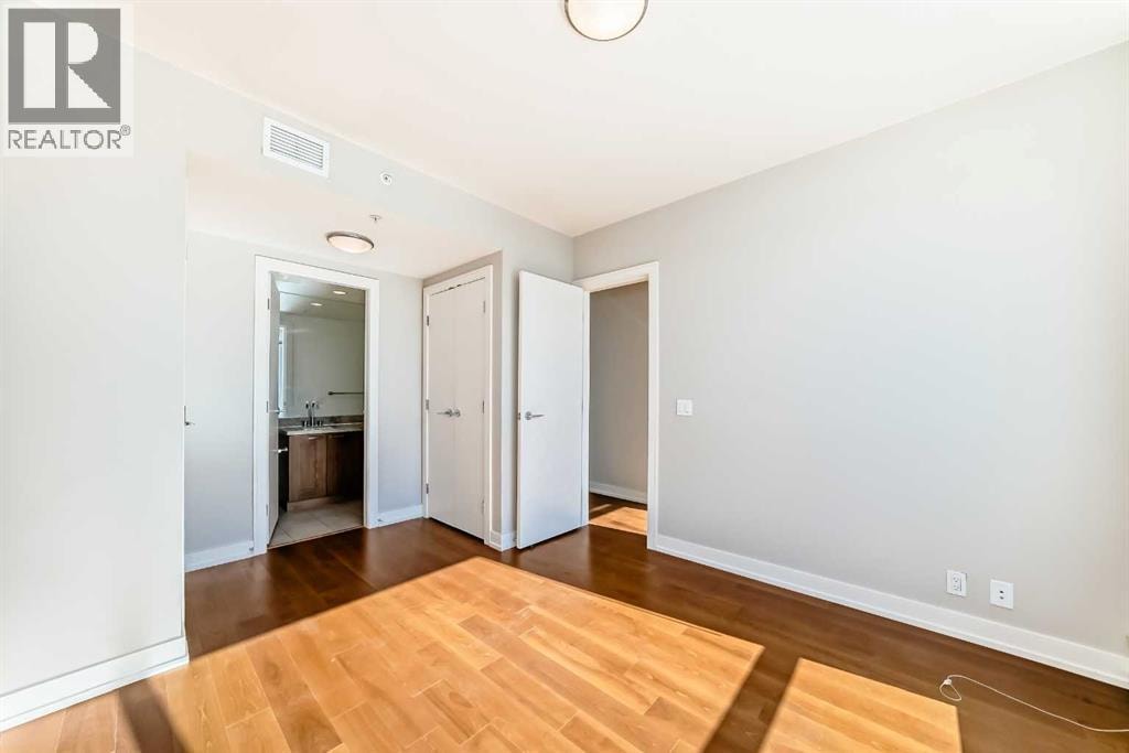 1126, 222 Riverfront Avenue SW — photo 21