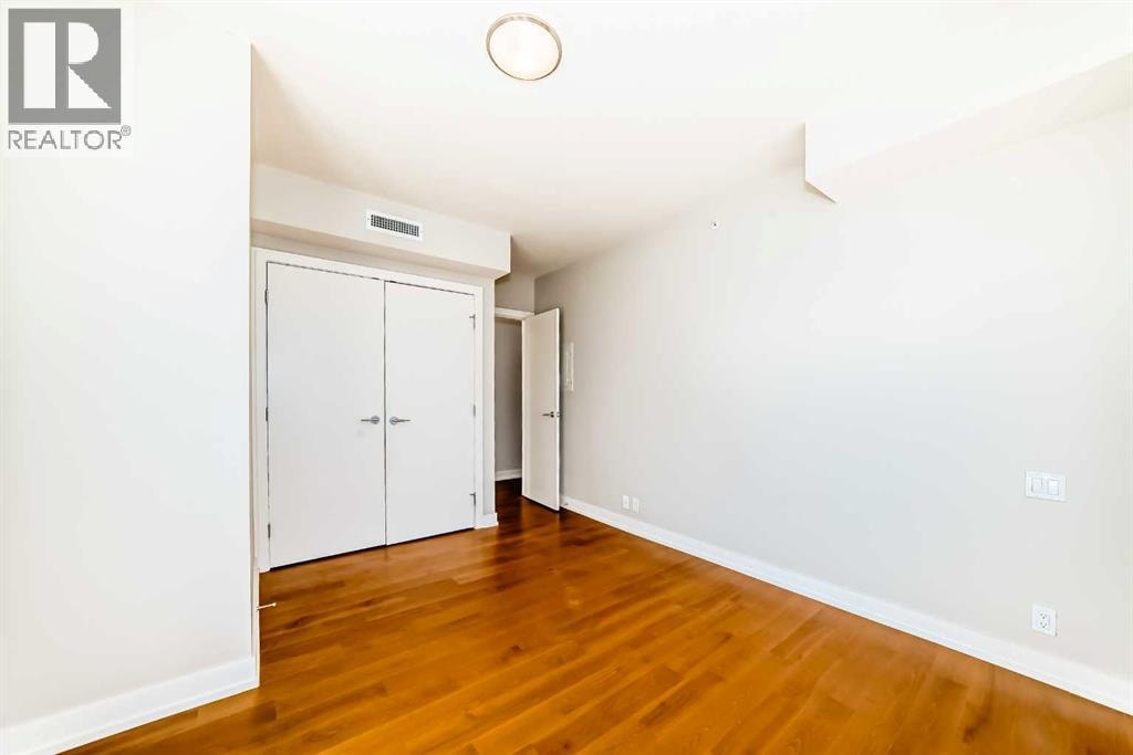 1126, 222 Riverfront Avenue SW — photo 34