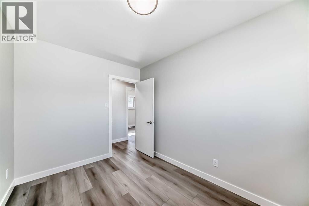 1508 45 Street SE — photo 24