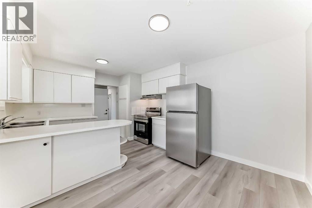 1508 45 Street SE — photo 15