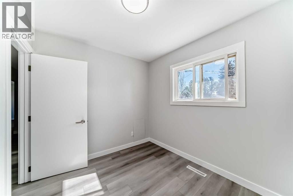 1508 45 Street SE — photo 27
