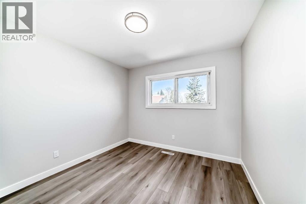 1508 45 Street SE — photo 19