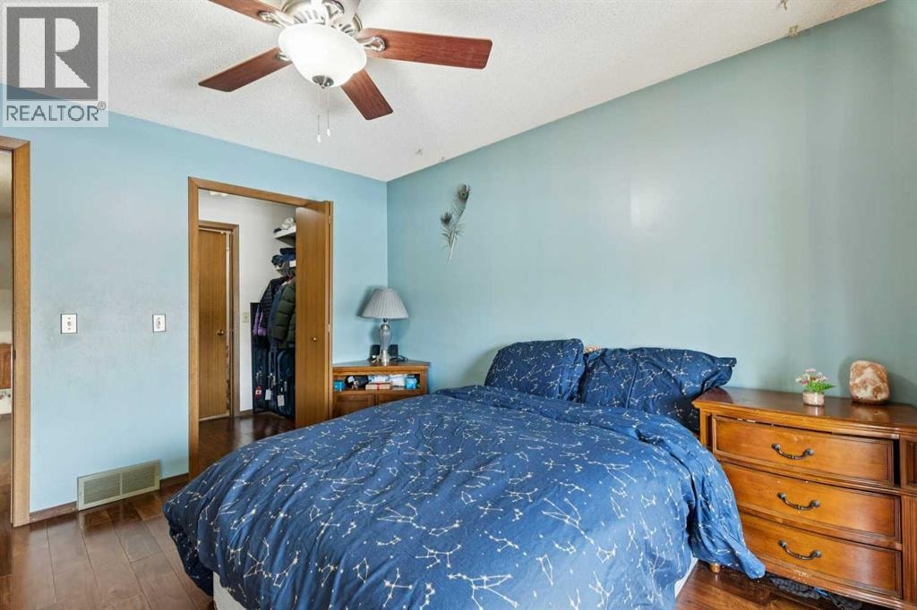 156 Falshire Close NE — photo 17