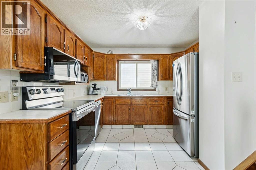 156 Falshire Close NE — photo 11