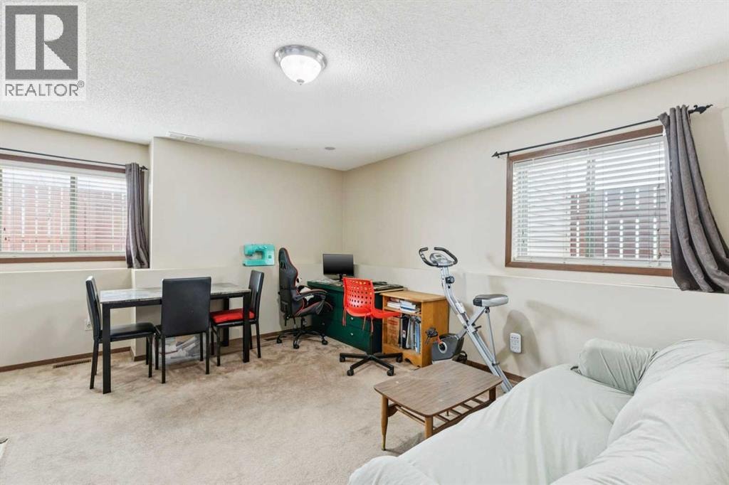156 Falshire Close NE — photo 26