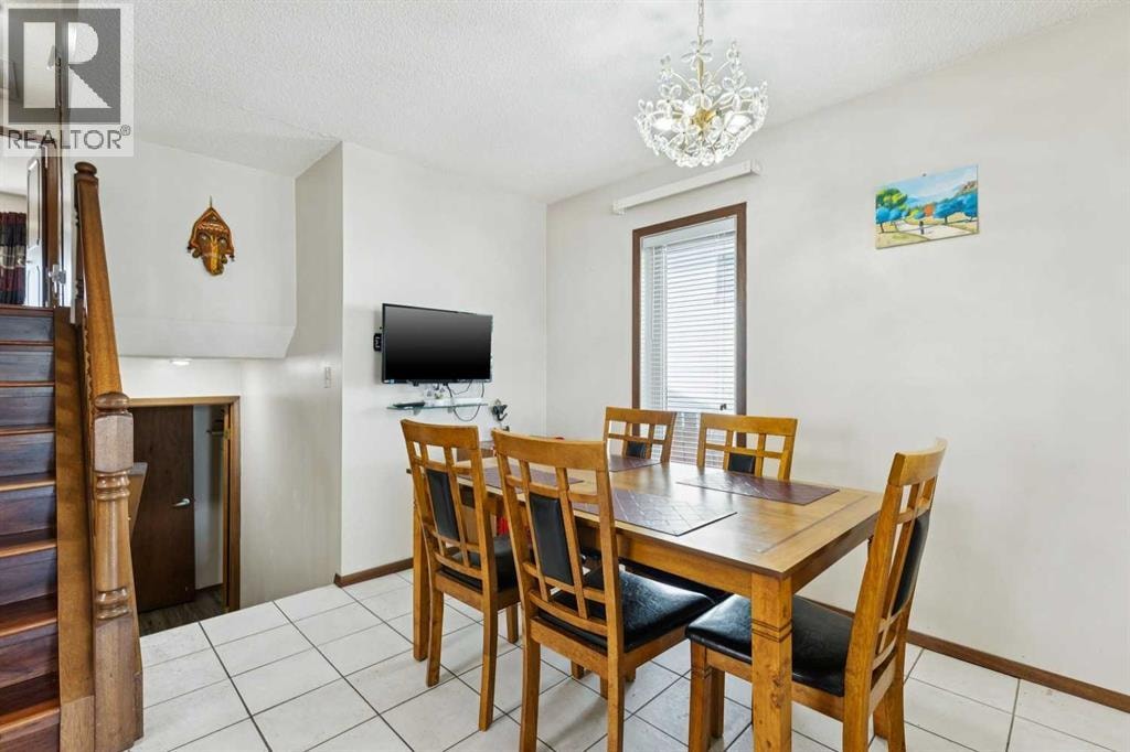 156 Falshire Close NE — photo 10