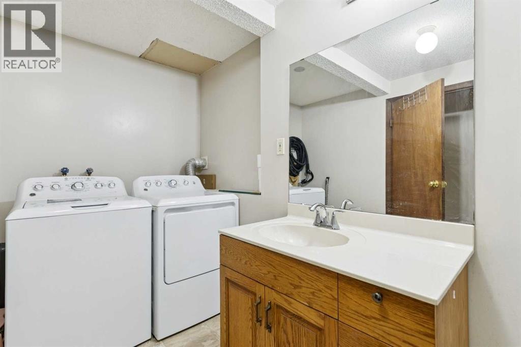 156 Falshire Close NE — photo 30
