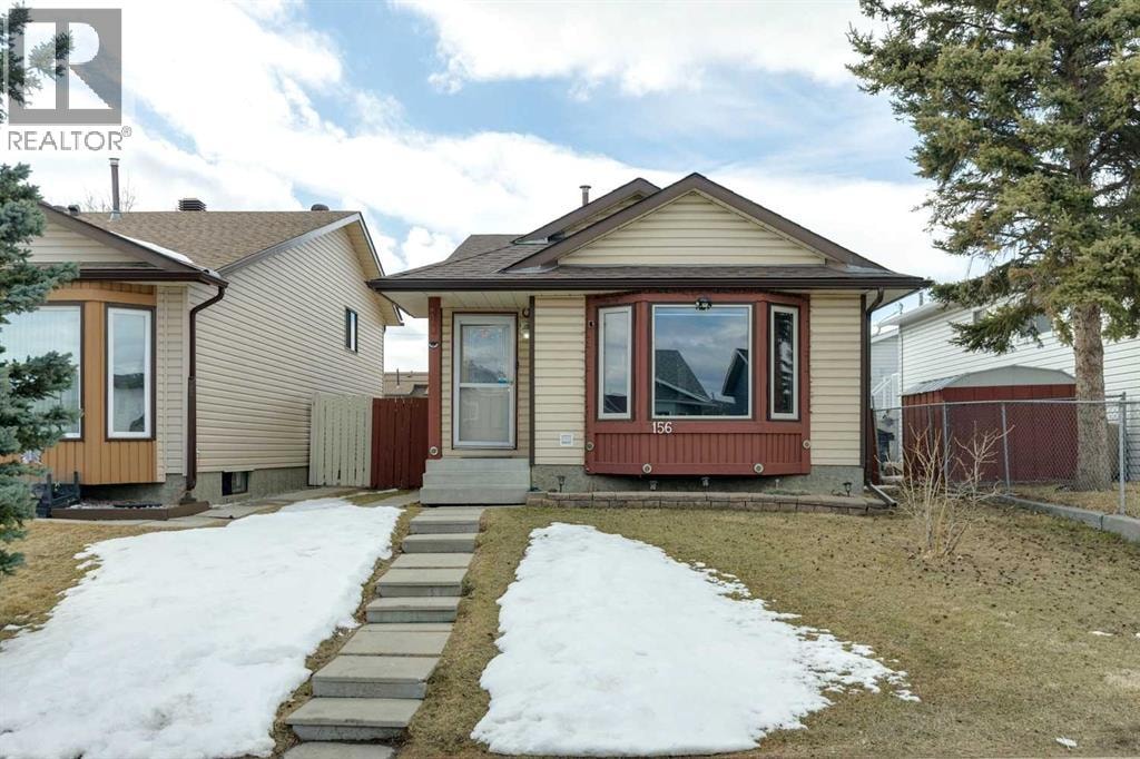 156 Falshire Close NE — photo 38