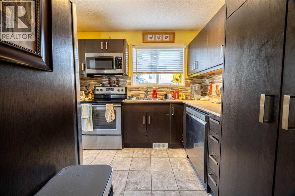 1206 Allen Street SE — photo 4