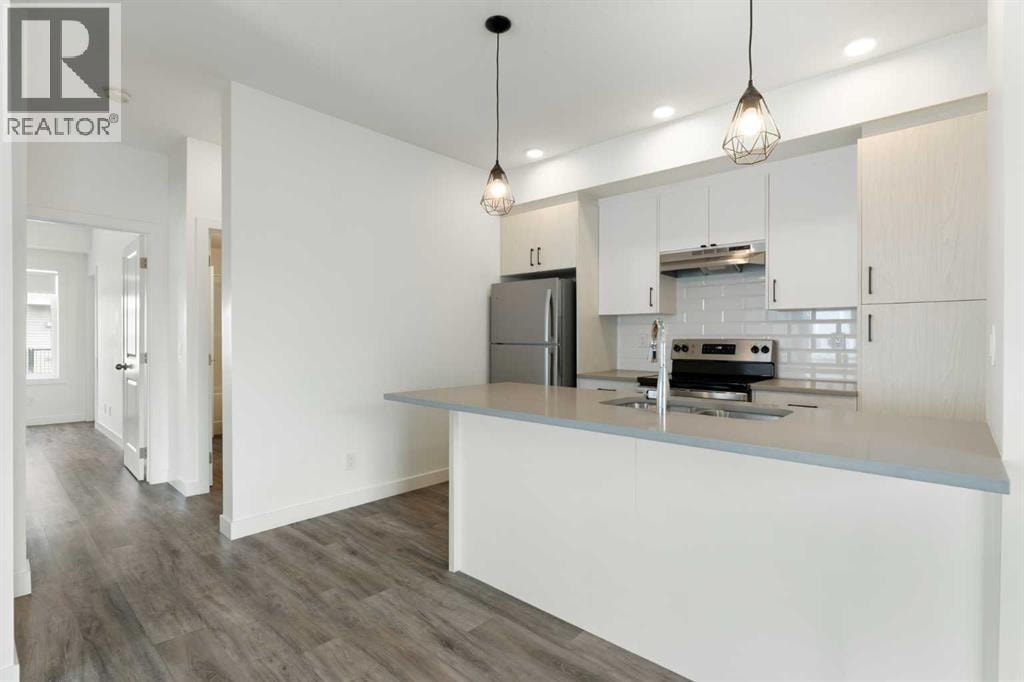 401, 24 Rivercrest Drive — photo 12