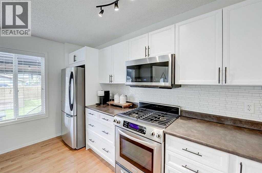 12 Elgin Meadows View SE — photo 9