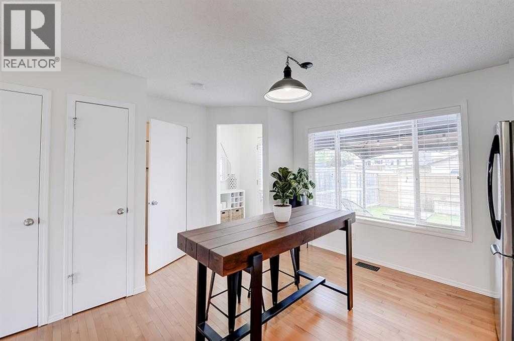 12 Elgin Meadows View SE — photo 11