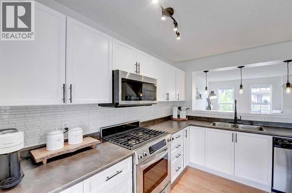 12 Elgin Meadows View SE — photo 7