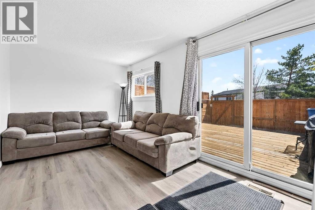5615 1 Avenue SE — photo 8